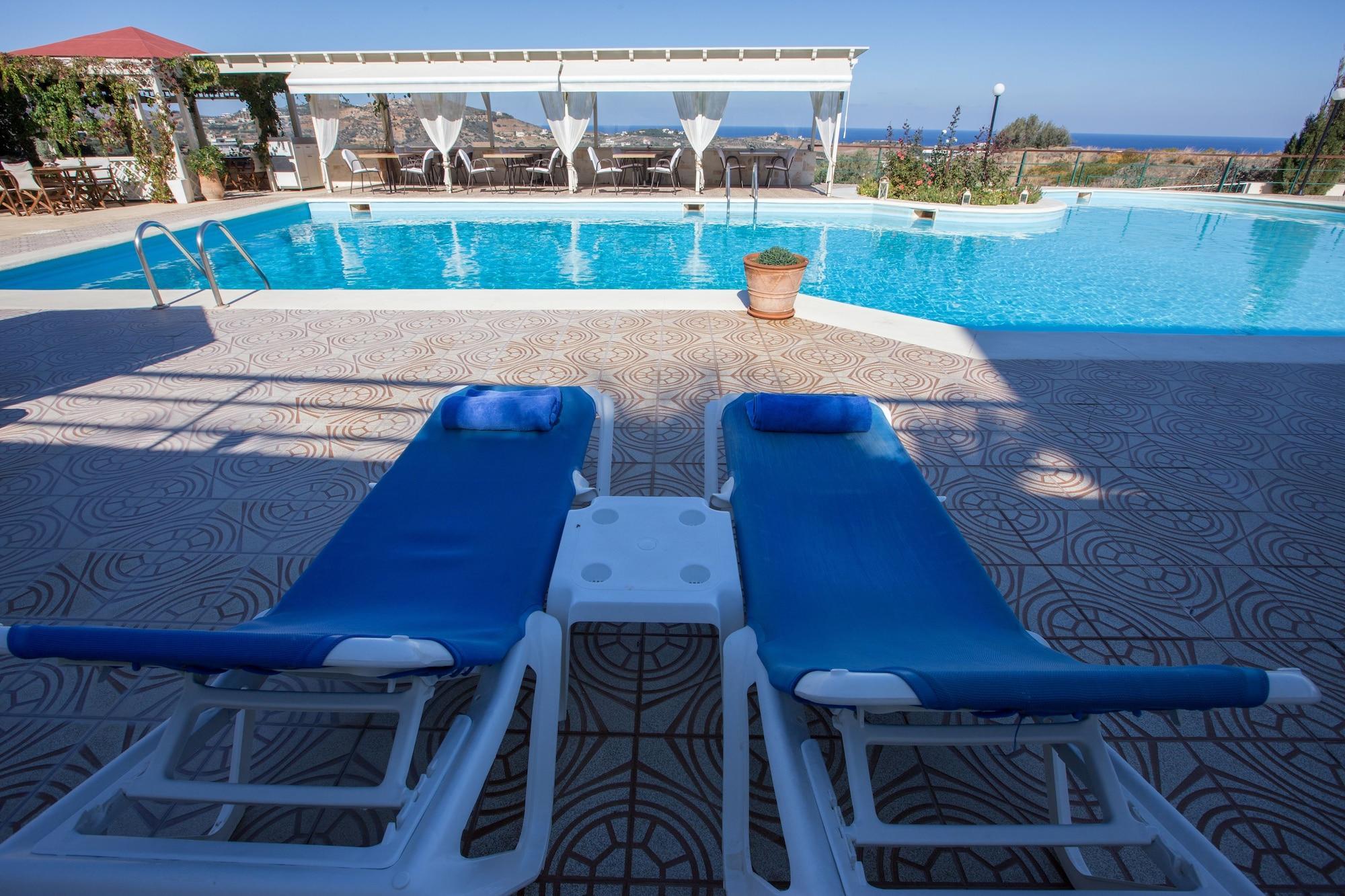 Pela Mare Hotel Agia Pelagia  Buitenkant foto